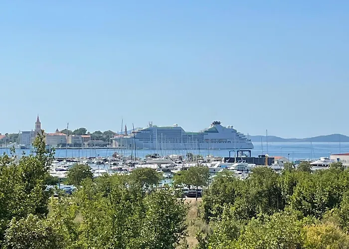 Nikola Luxury Apartments Borik